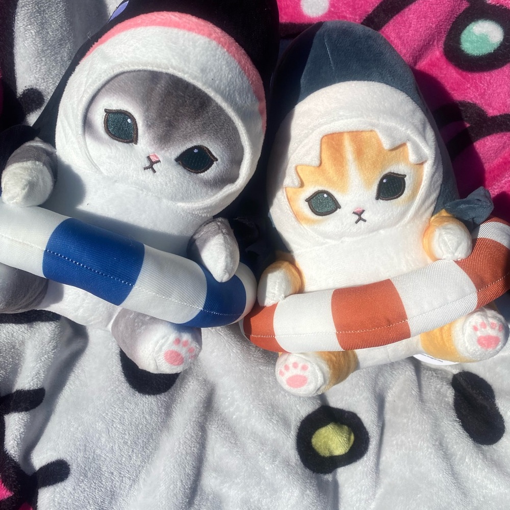 Cute Cat Plush Toys with life rings from round one